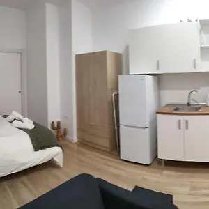 https://estudio-cntrico-arq.1costadelsol.com