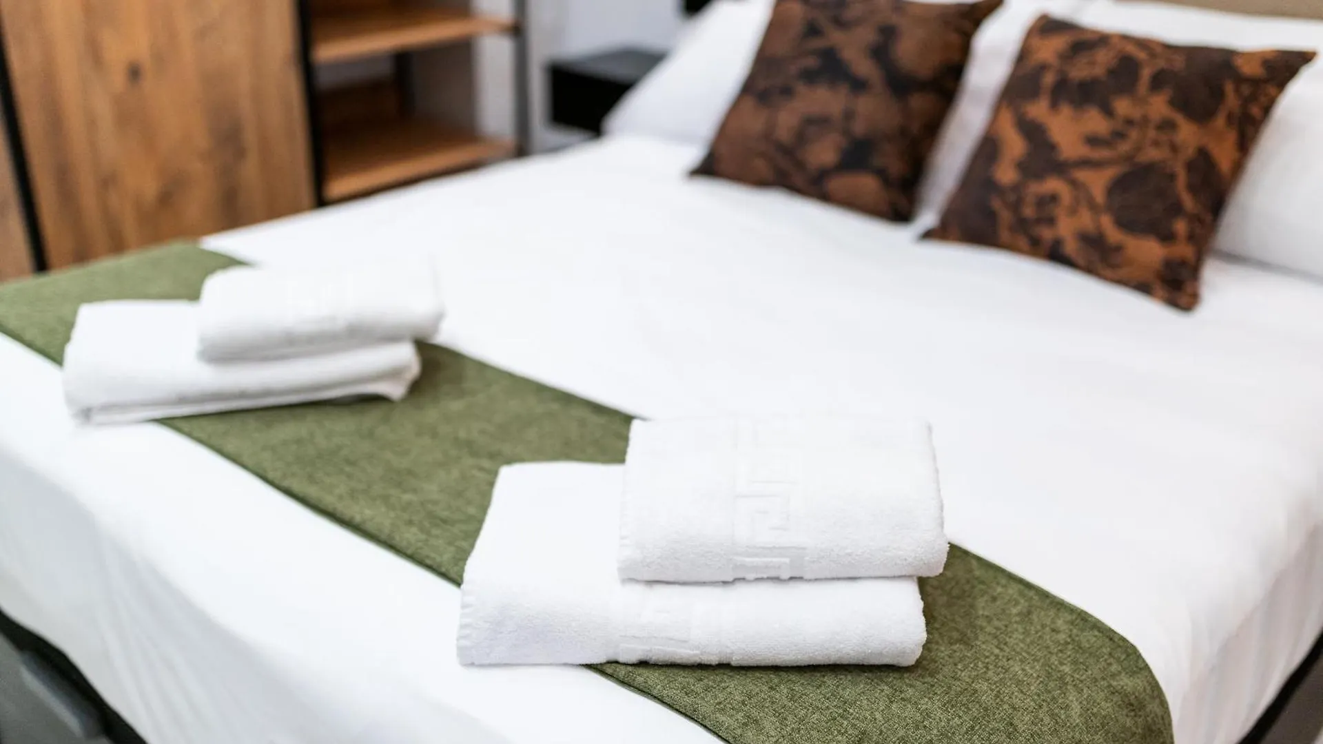 Albahaca Haven Luxury Center Apartment Granada