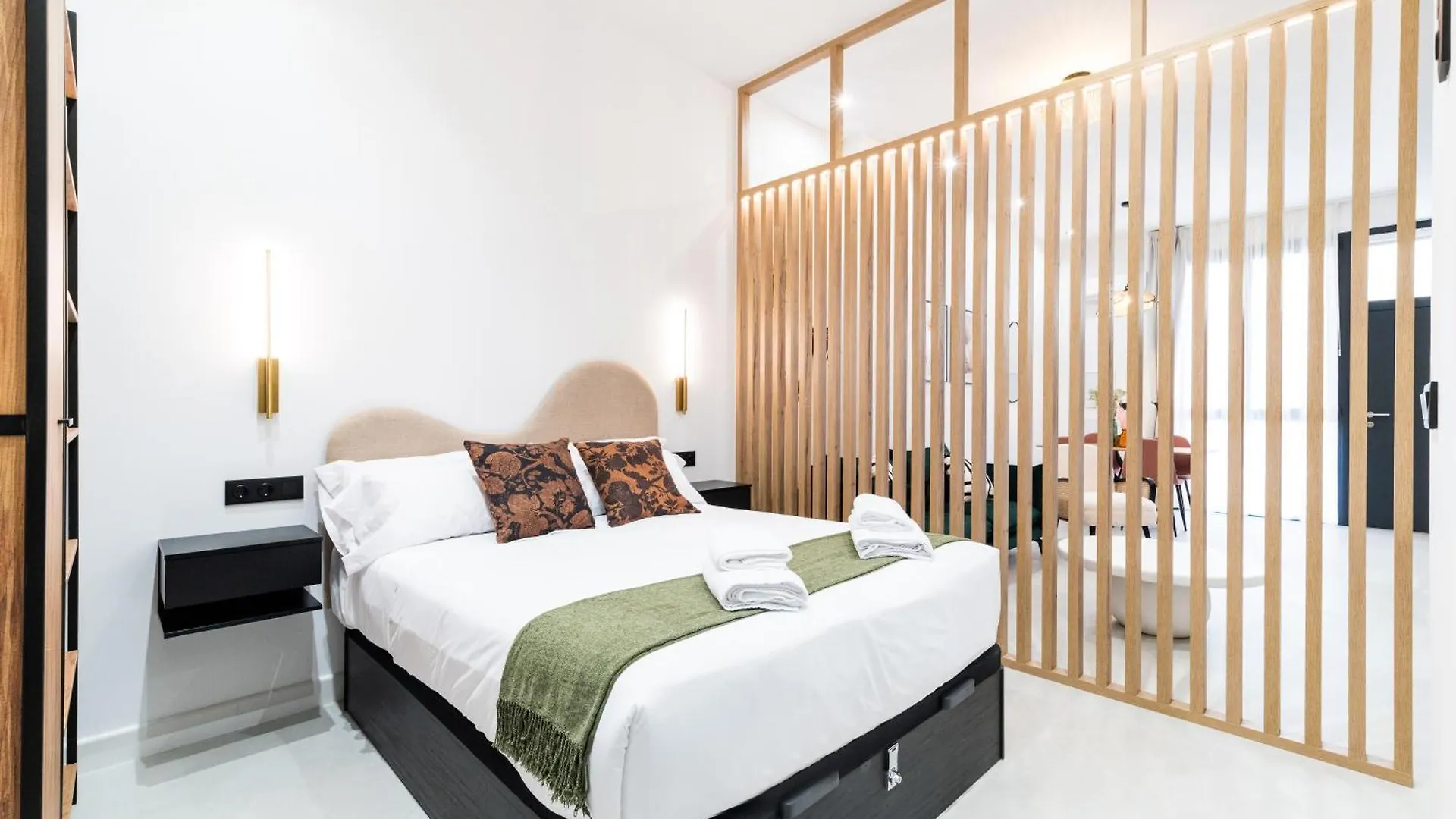 Albahaca Haven Luxury Center Apartment Granada