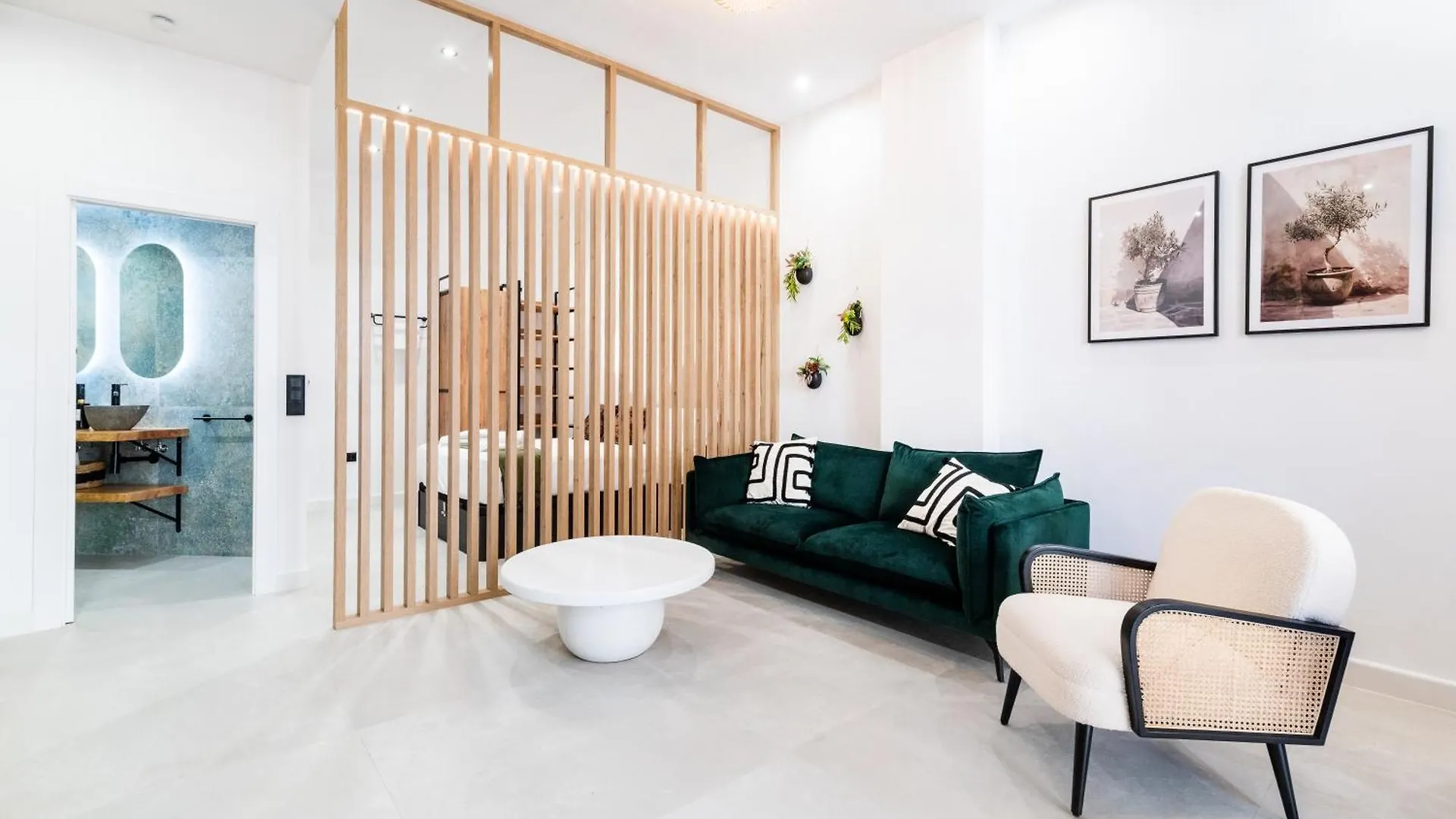 Albahaca Haven Luxury Center Apartment Granada