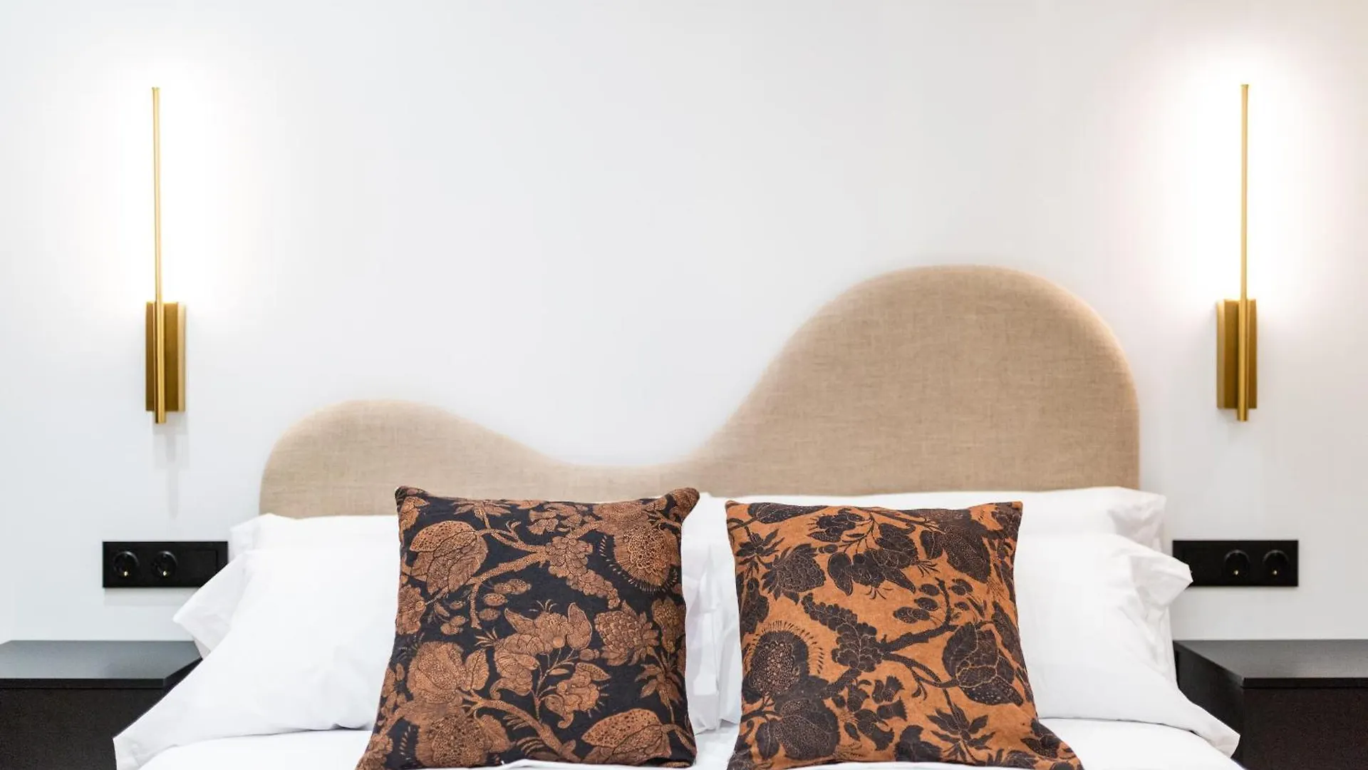 Albahaca Haven Luxury Center Apartment Granada 0*,  Spain